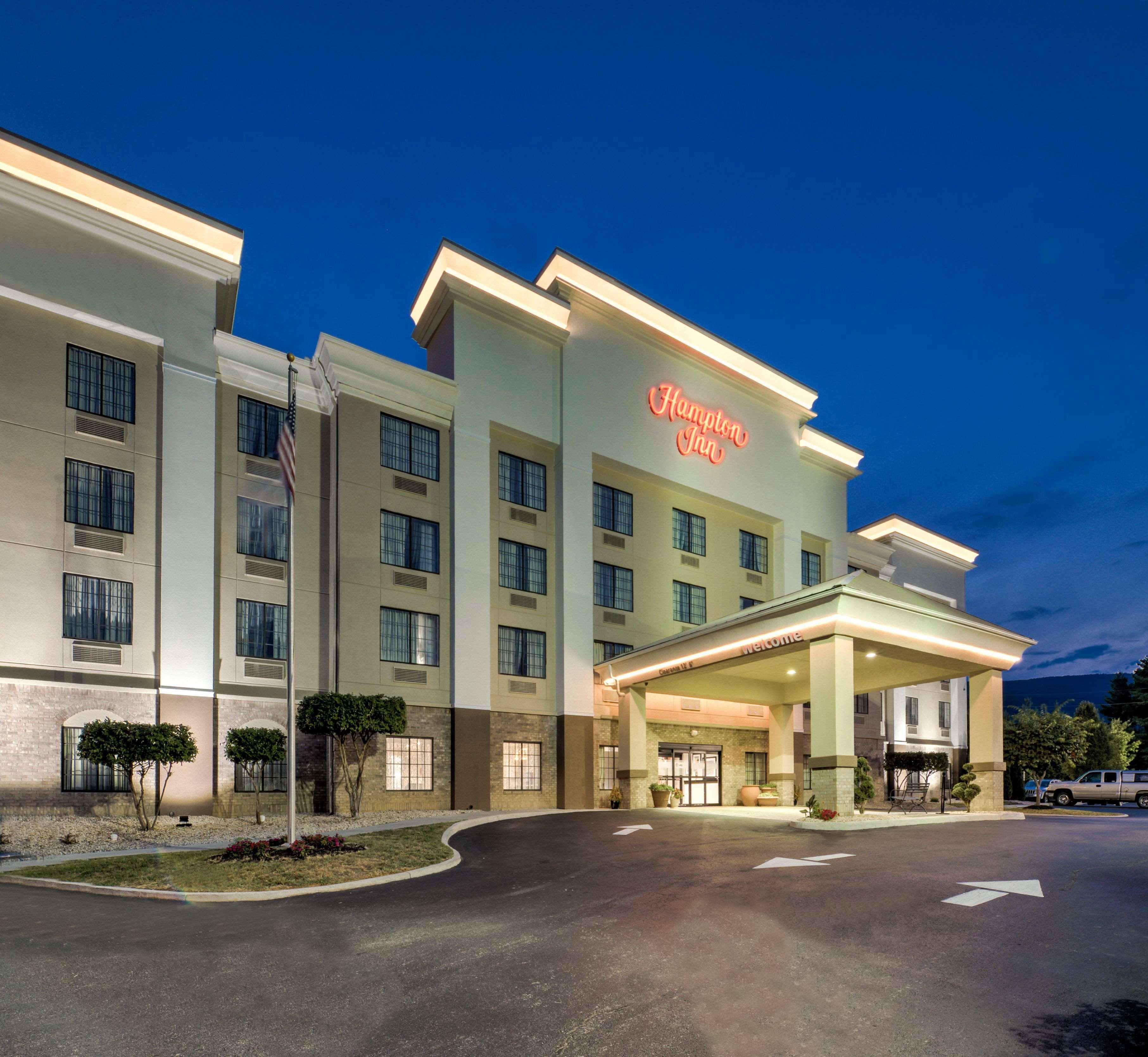Hampton Inn Salem Eksteriør bilde